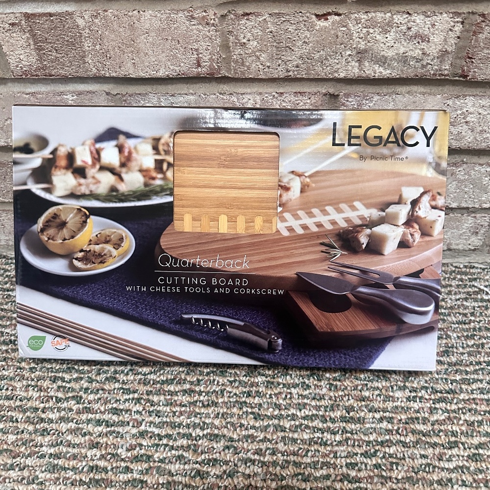 LEGACY Quarterback Bamboo Cutting Board Set - Natural Brown